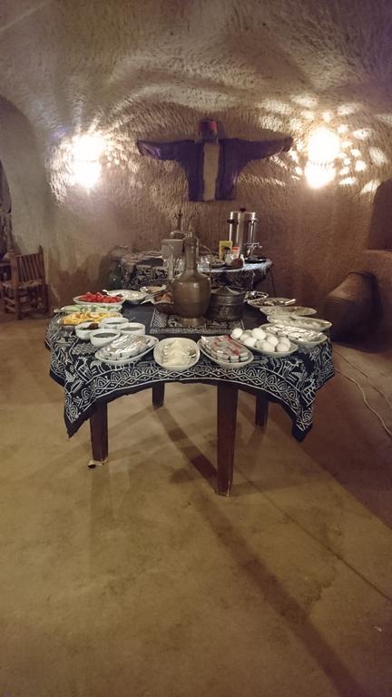 Kirkit Hotel أفانوس المظهر الخارجي الصورة